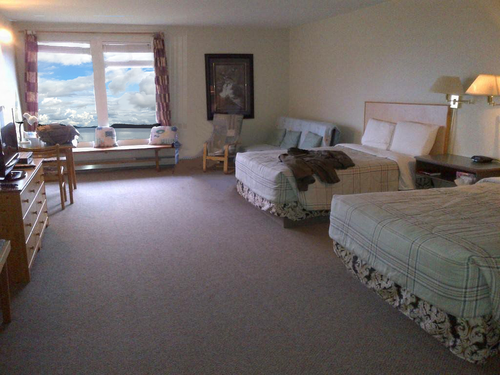 Massot Oceanview Hotel 375